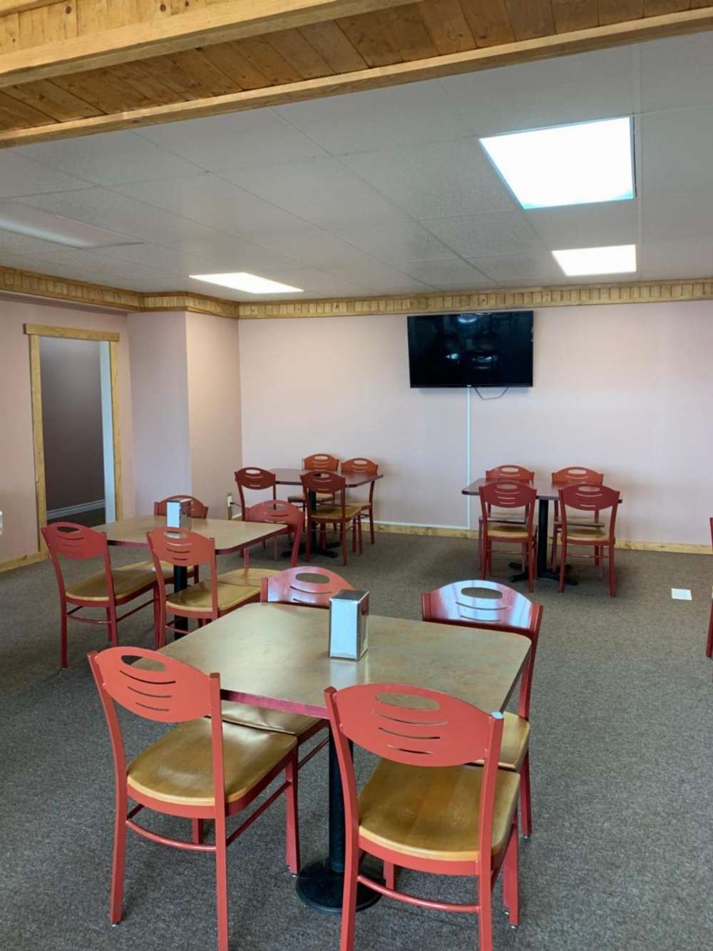 Exploits Inn and Suites Main image